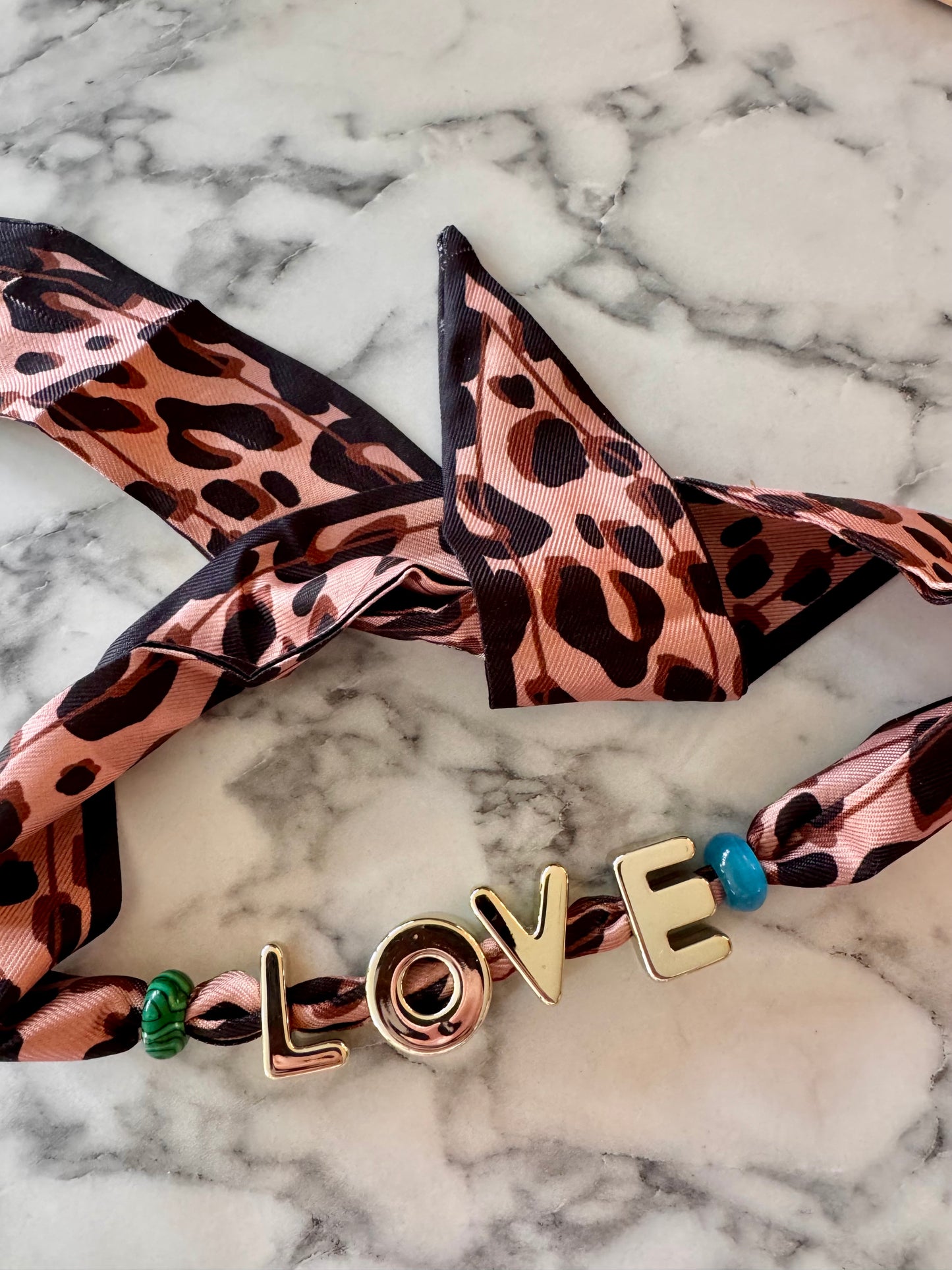 Ketting sjaaltje LOVE