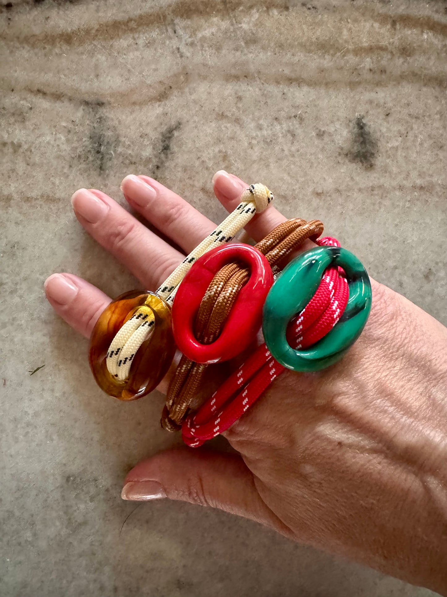 Armband knoop