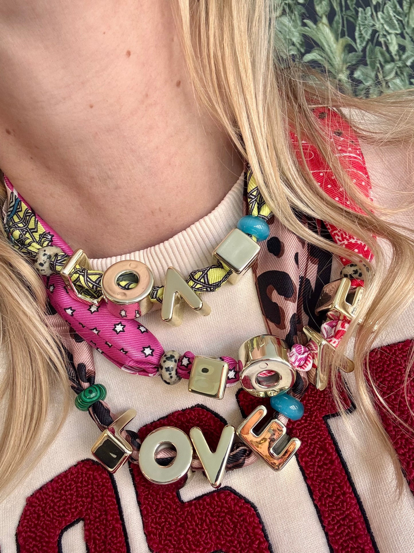 Ketting sjaaltje LOVE